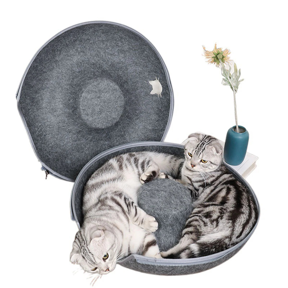 Soft Cat Hideaway Donut — A Safe, Enclosed Space for Deep Sleep